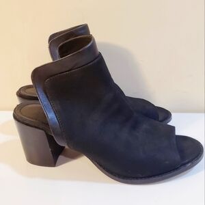 Kenneth Cole women's black leather upper Slip On Block Heels shoes size 9 1/2